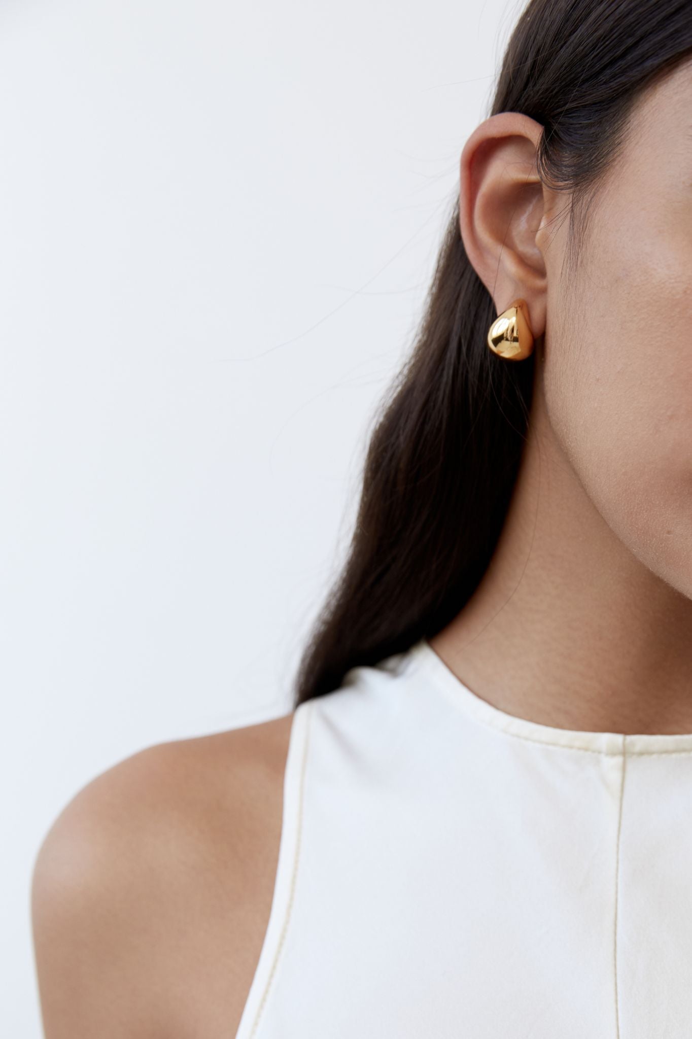 The Drop Earrings - By ESSEN