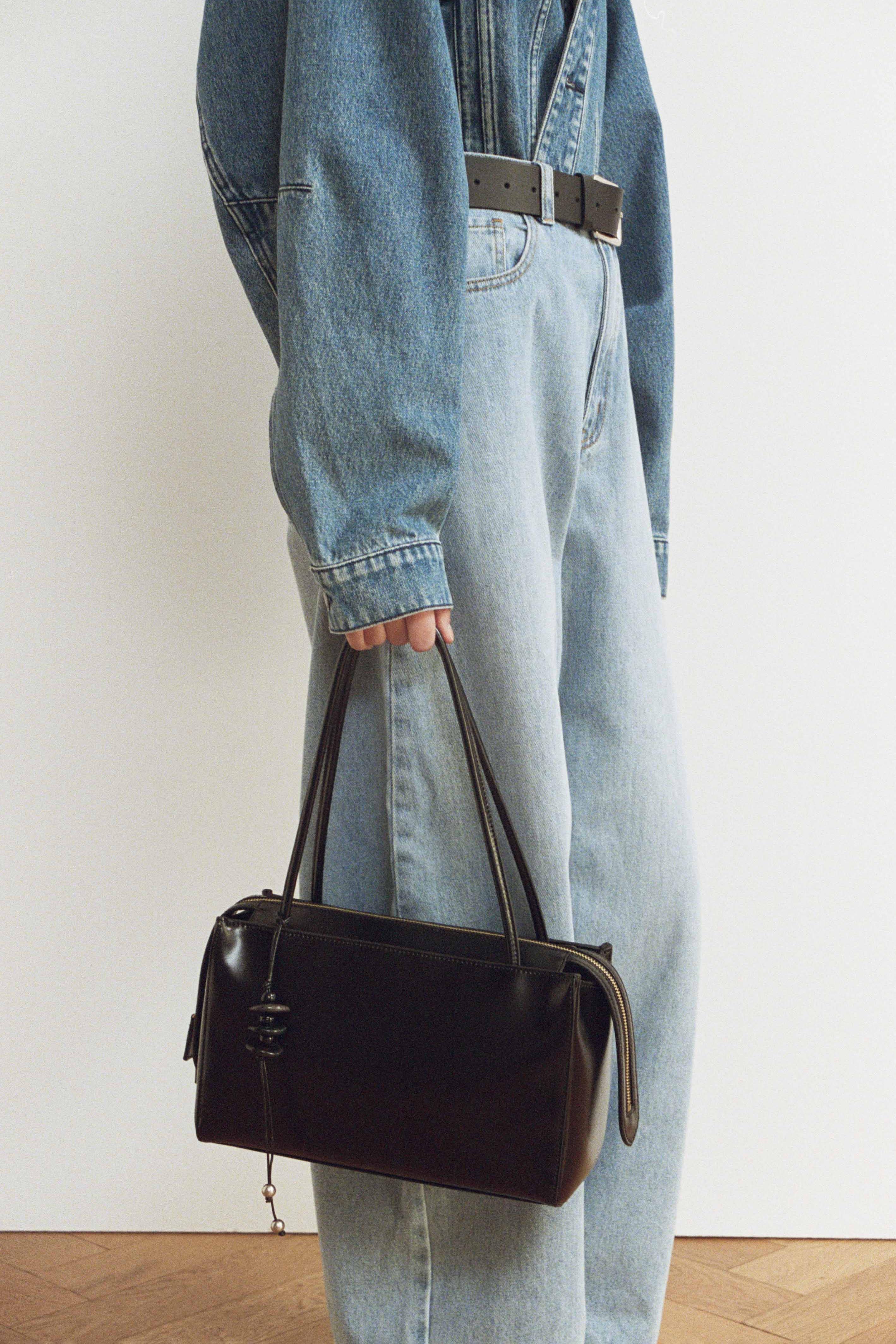 Kiki Bag Charm - By Wonwontutu