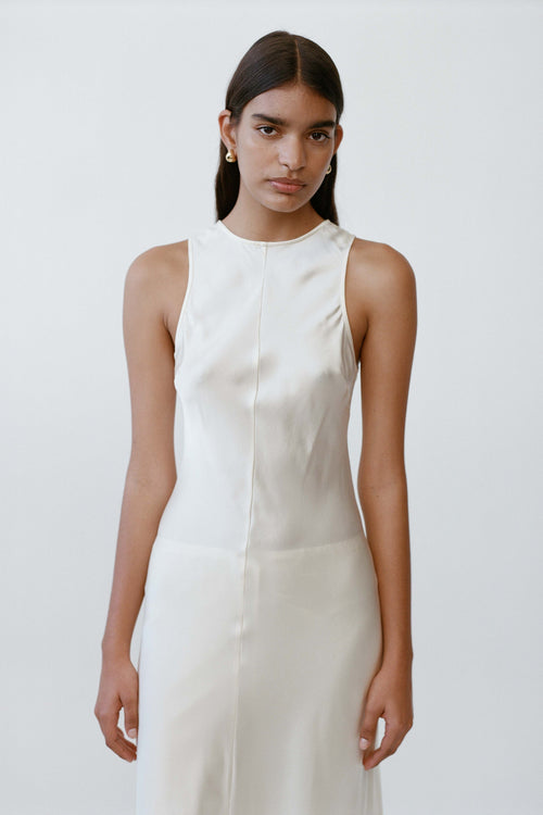 The Drop Earrings - By ESSEN