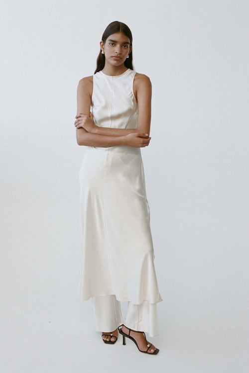 The Drop Earrings - By ESSEN