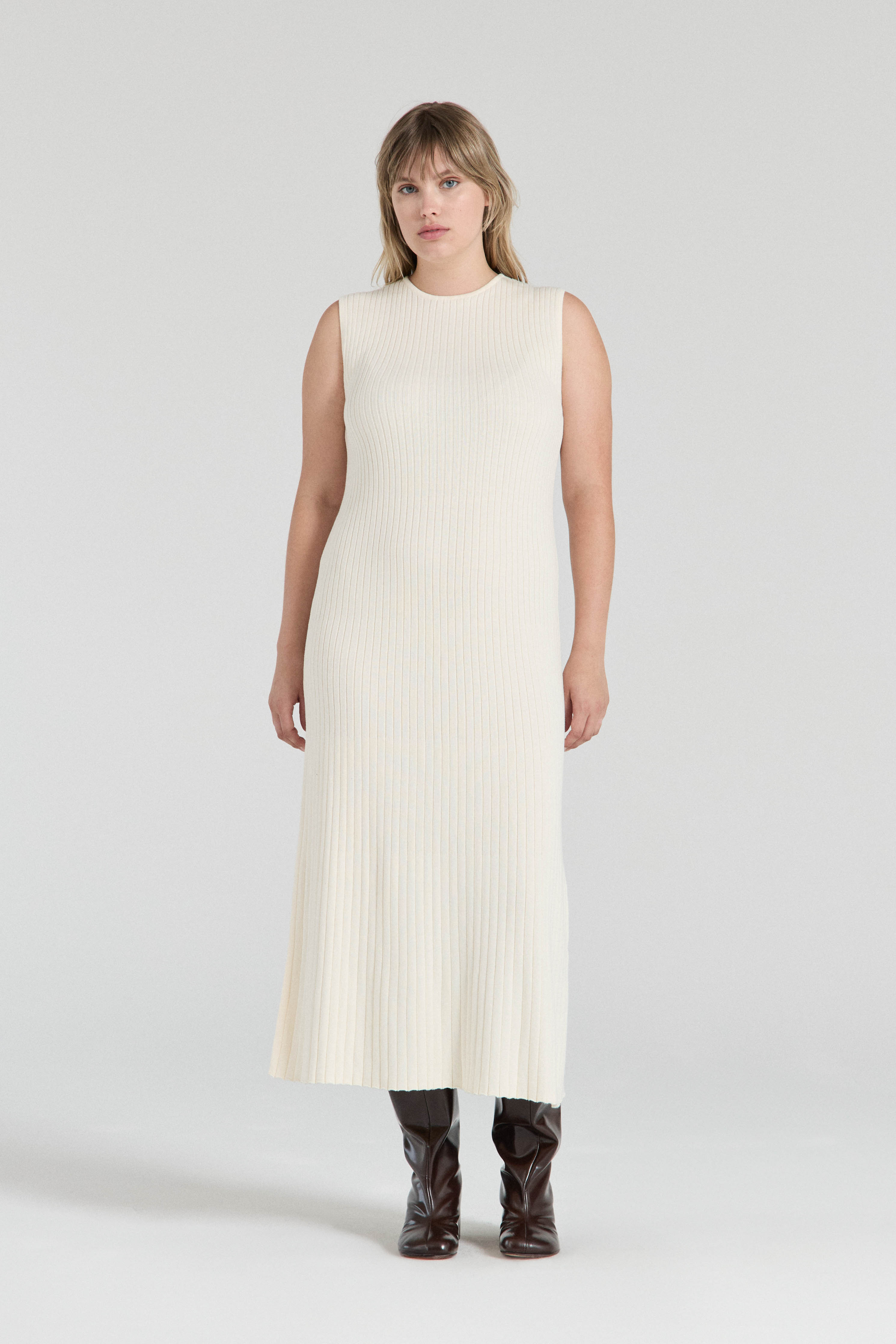 The Sleeveless Cleo Dress