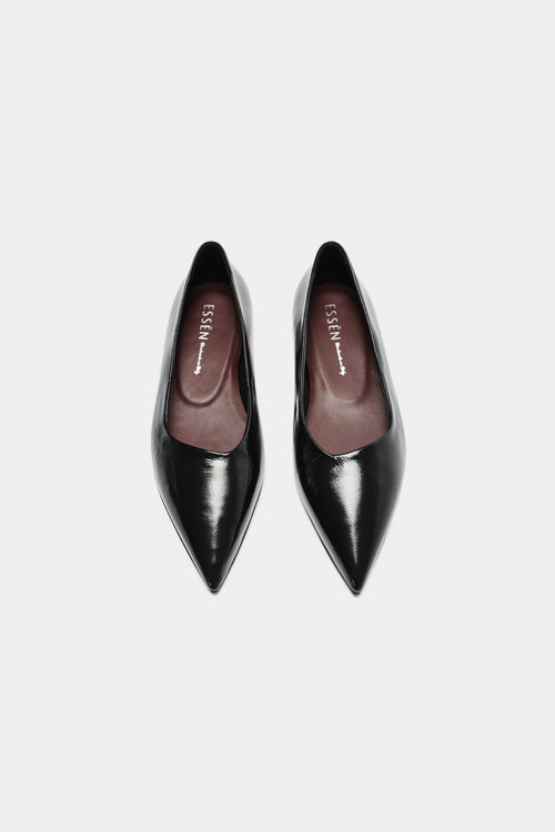 The Pointed Flat - By ESSEN